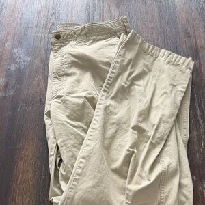 Columbia Men's Tan cargoPants